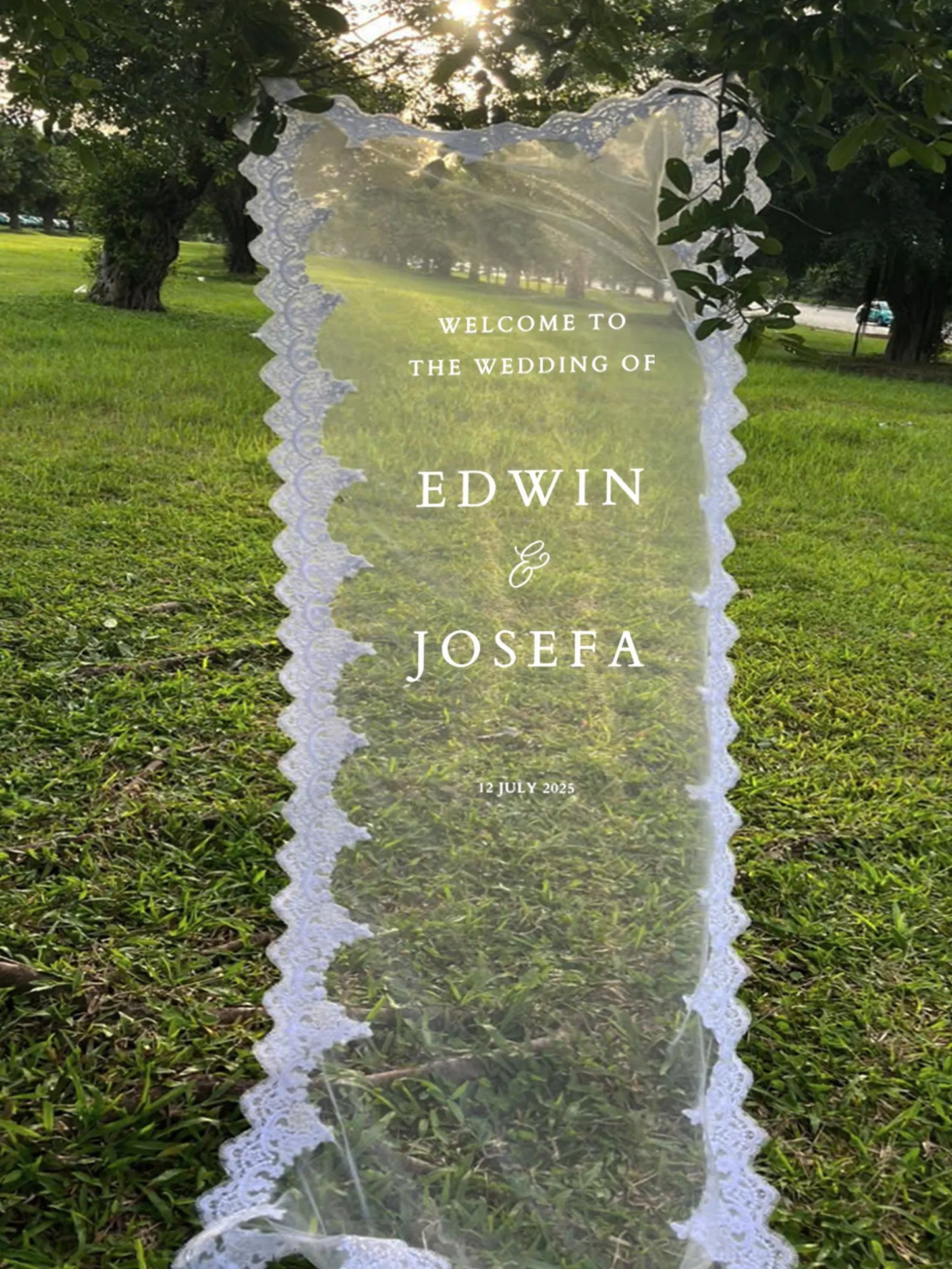 Welcome Fabric Sign, Sheer Sign, Fabric Sign, Wedding Veil, fabric sign, Custom Wedding Welcome Sign, Personalized Lace Edge Sign
