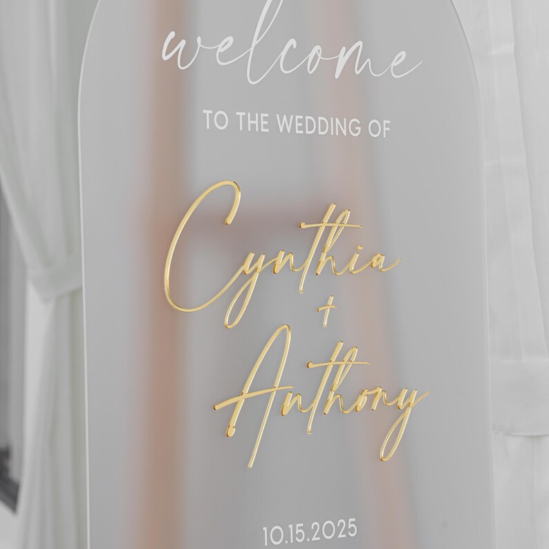 Frosted Acrylic Wedding Welcome Sign - Wedding Signage - Custom Wedding Sign - Arched Acrylic Wedding Sign - Personalized Welcome Sign