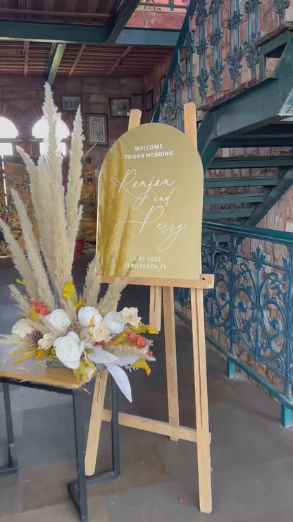 Arched Wedding Welcome Sign, Gold Mirror Acrylic Welcome Sign, Gold Mirror Wedding Signage, Custom Weddin Sign, Wedding Stationery